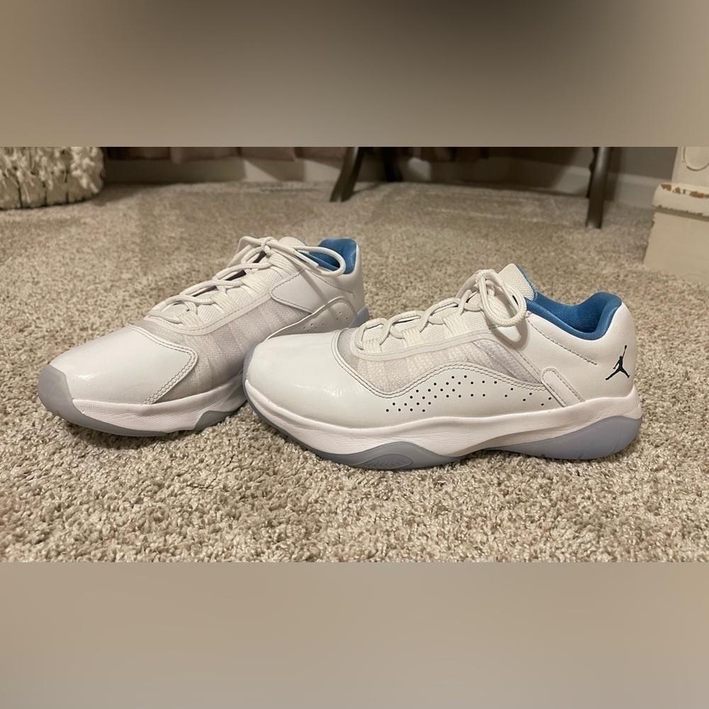 Nike Kids White and Blue Sneakers